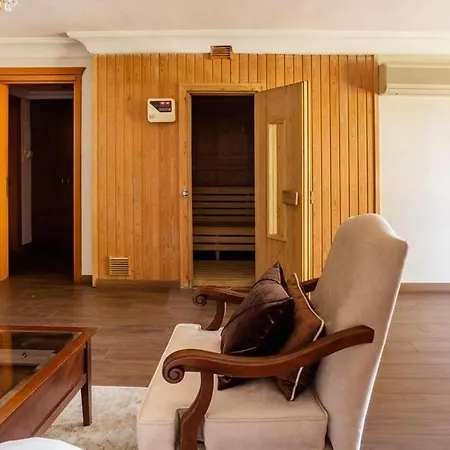 Ueskuedar مطلة على البحر في اسكودار